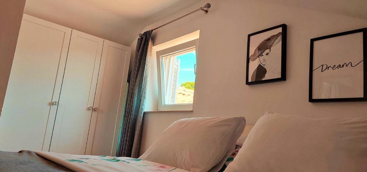 Blue Promenade Apartments Дубровник Екстериор снимка