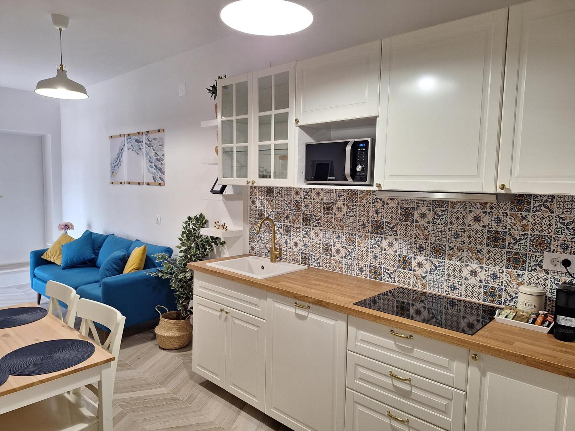 Blue Promenade Apartments Дубровник Екстериор снимка