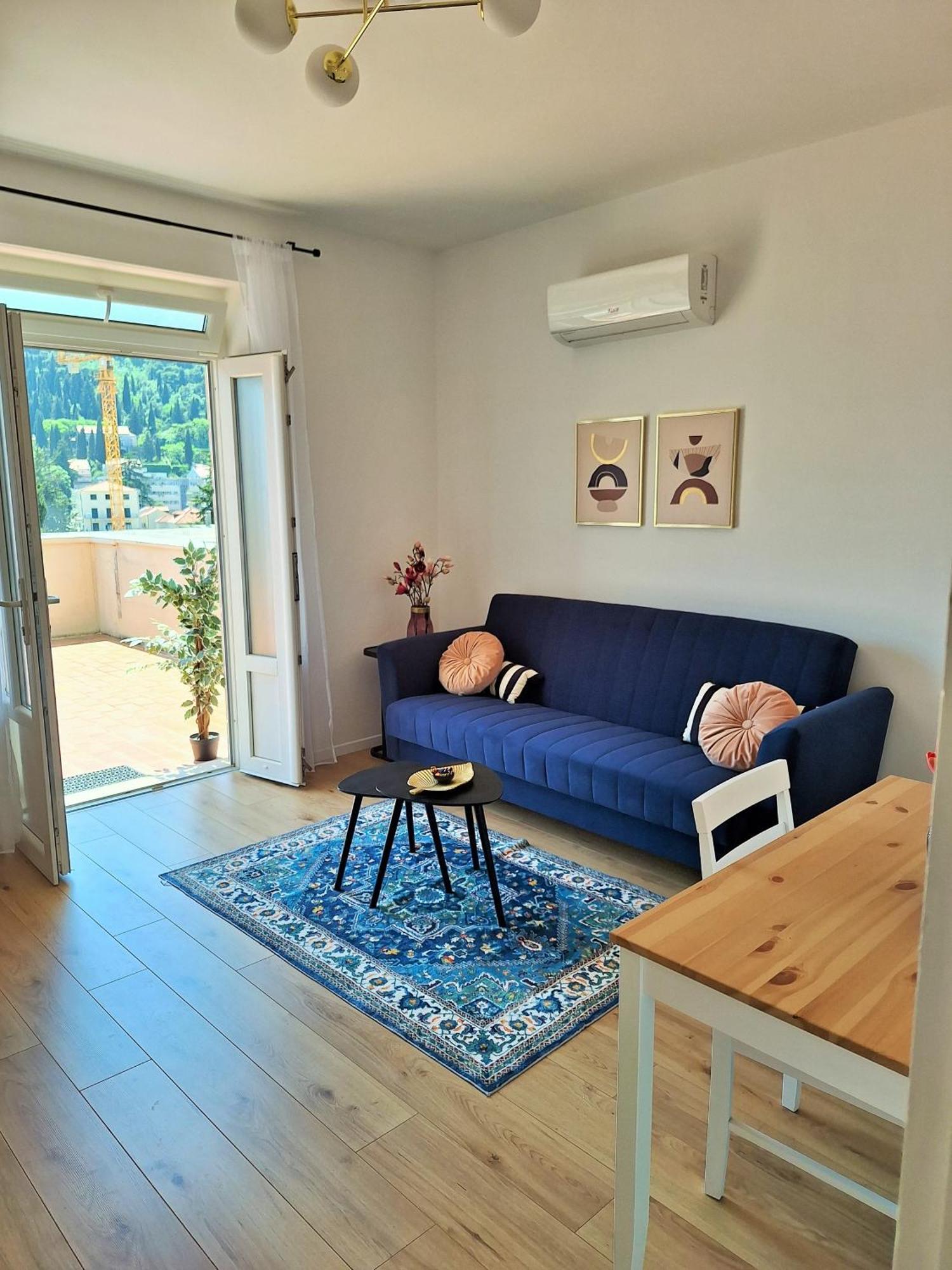 Blue Promenade Apartments Дубровник Екстериор снимка